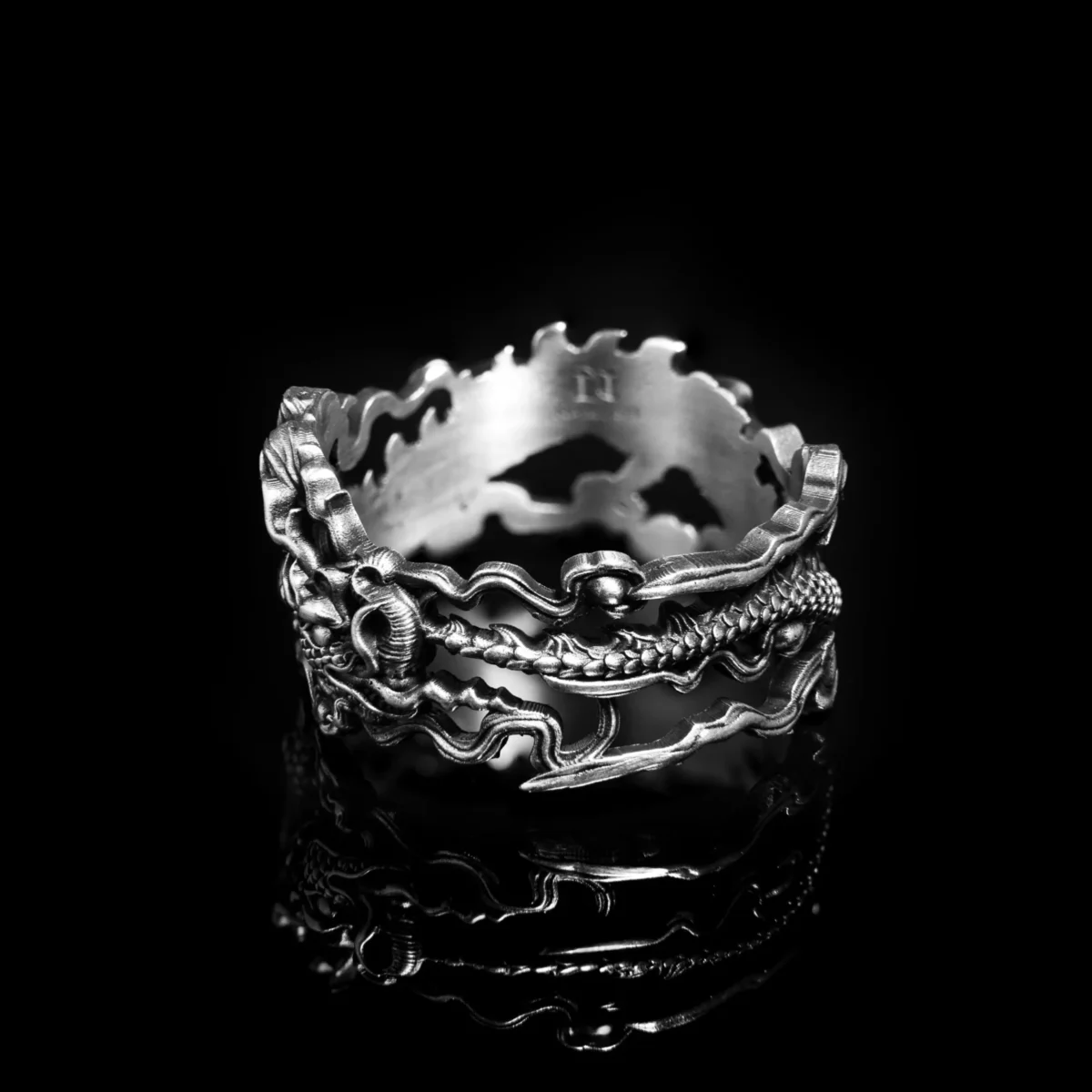 Nhẫn bạc s925 Nami Space Rồng Thời Trần RS021