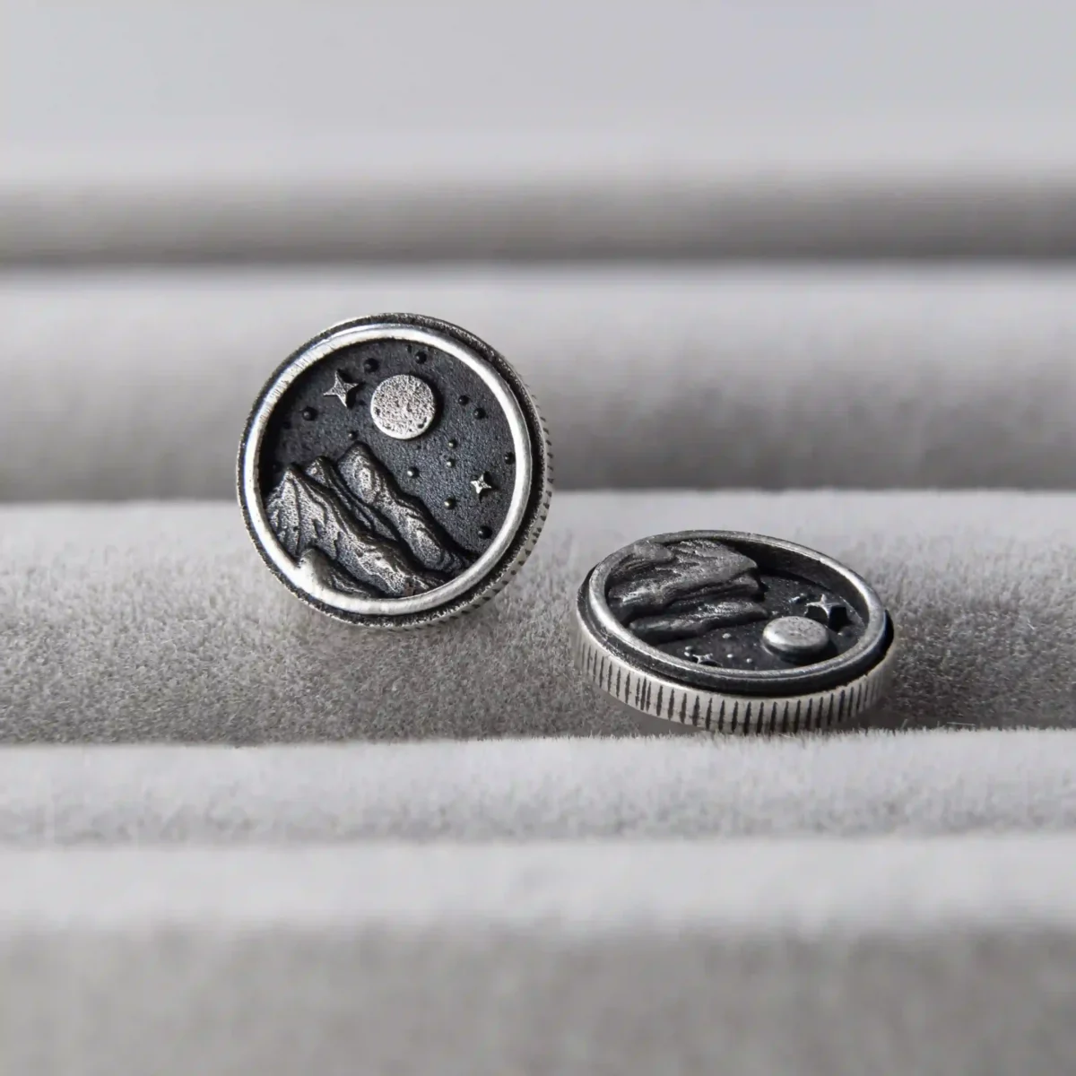 Alternative view of Khuyên tai bạc s925 Nami Space Moonlight ER0035