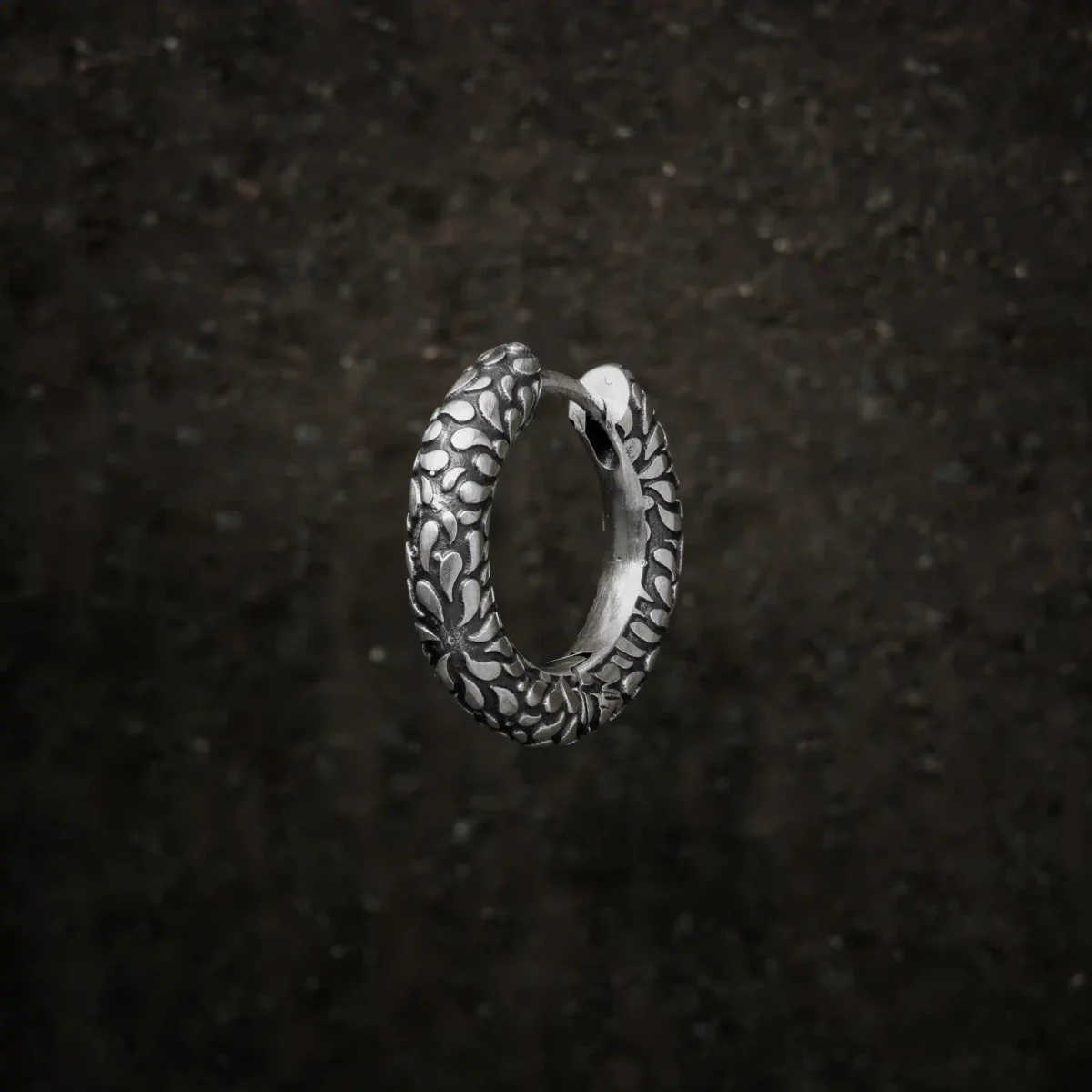 Alternative view of Khuyên tai bạc s925 Nami Space Vintage Flower ER0064