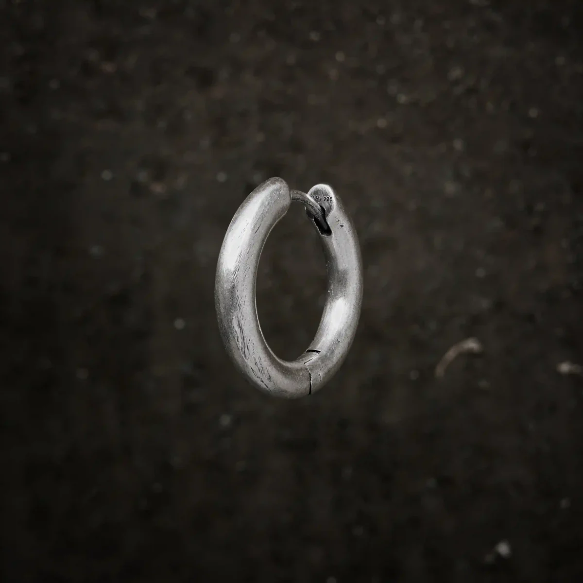 Alternative view of Khuyên tai bạc s925 Nami Space Nami Circle ER0071