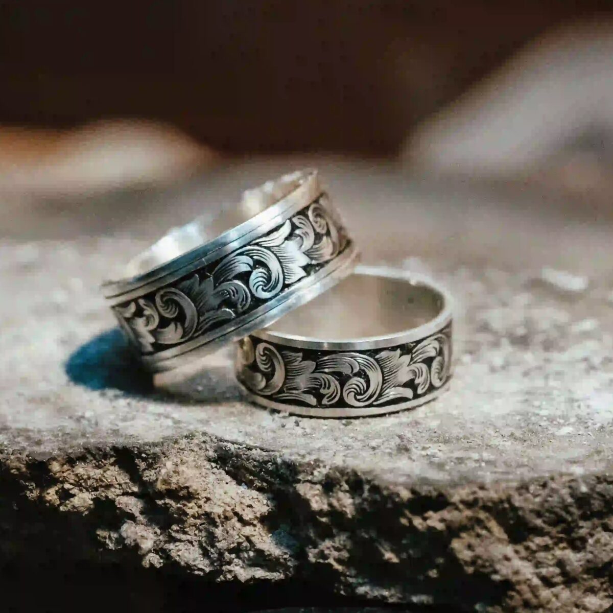 Nhẫn xoay bạc s925 Nami Space chạm khắc thủ công RT046