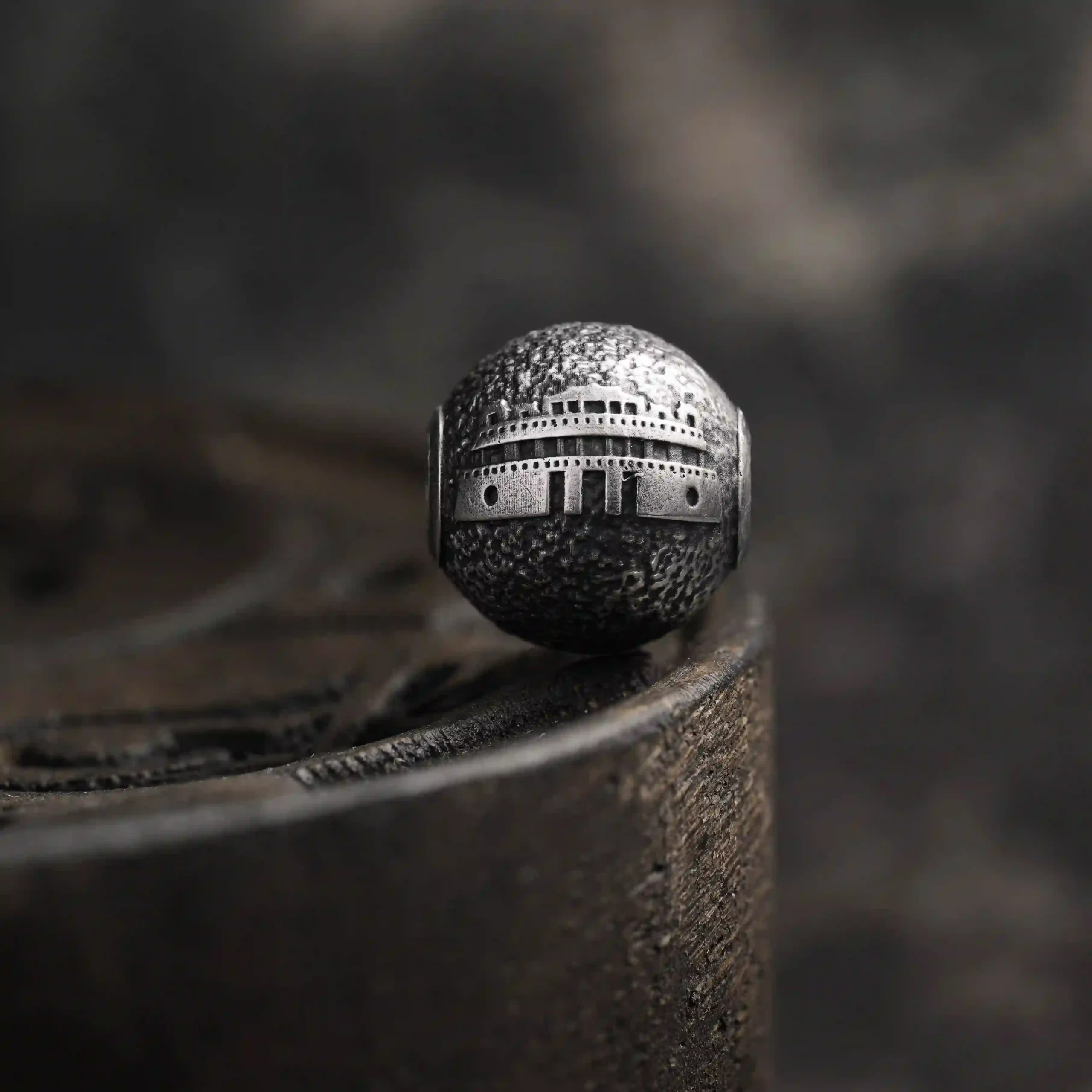 Charm bạc s925 Nami Space Cung đình Huế CR0141