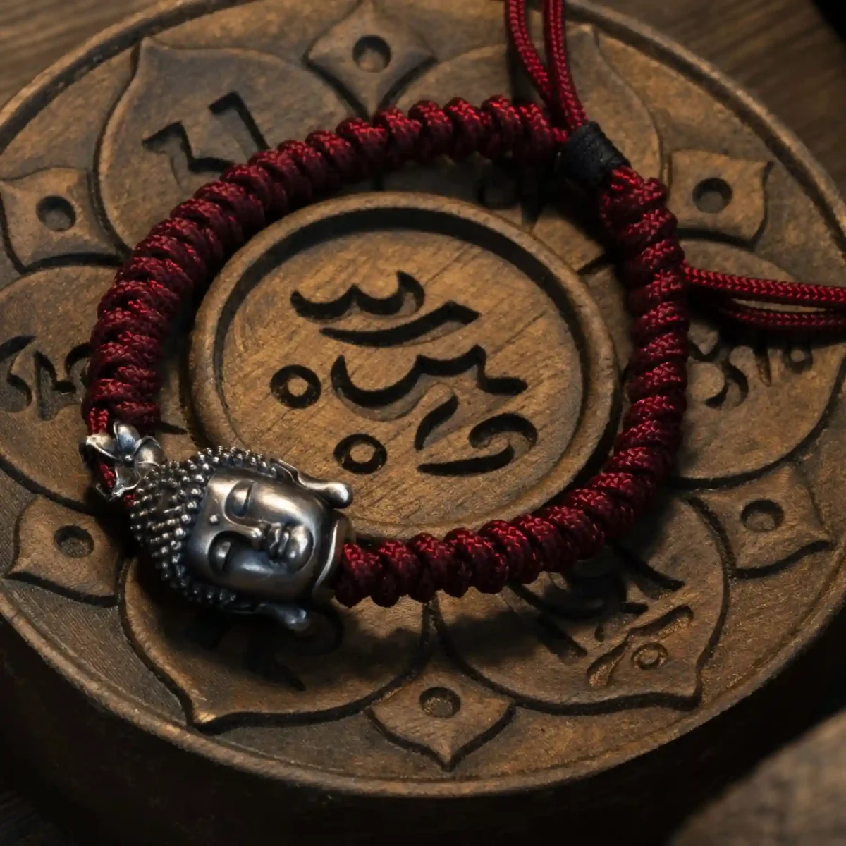 Alternative view of Vòng charm bạc 925 Nami Space Phật Giáo