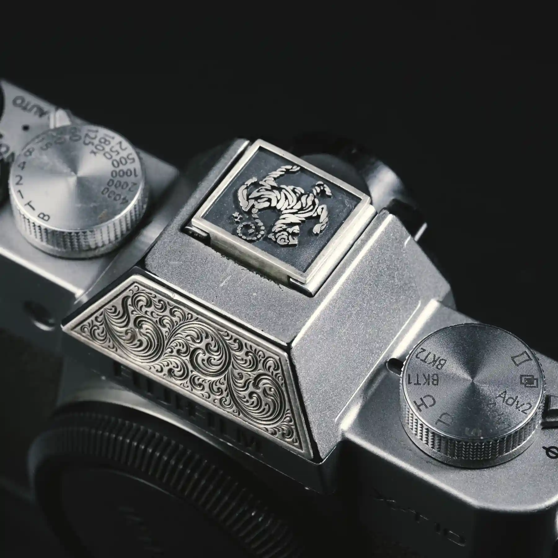 Hotshoe Bạc Nami Space Hổ vằn HS070 - Ảnh 2